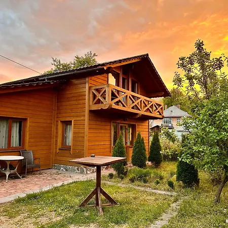 Guest house Forest House *