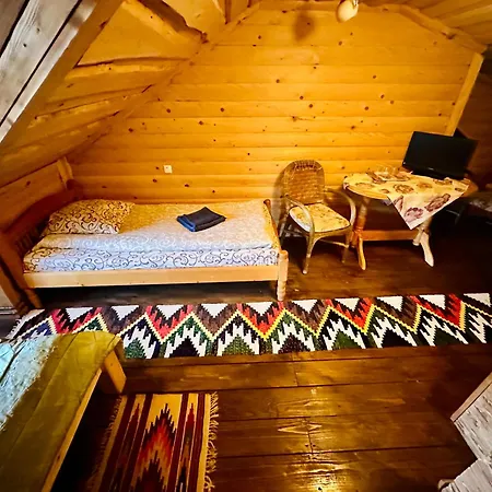 Forest House Guest house Yasinya