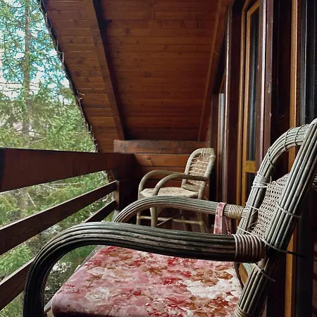 Forest House * Jassinja