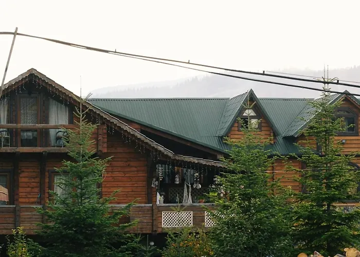 Forest House Jassinja