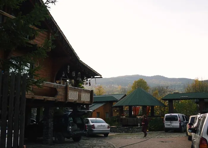 Forest House Jassinja
