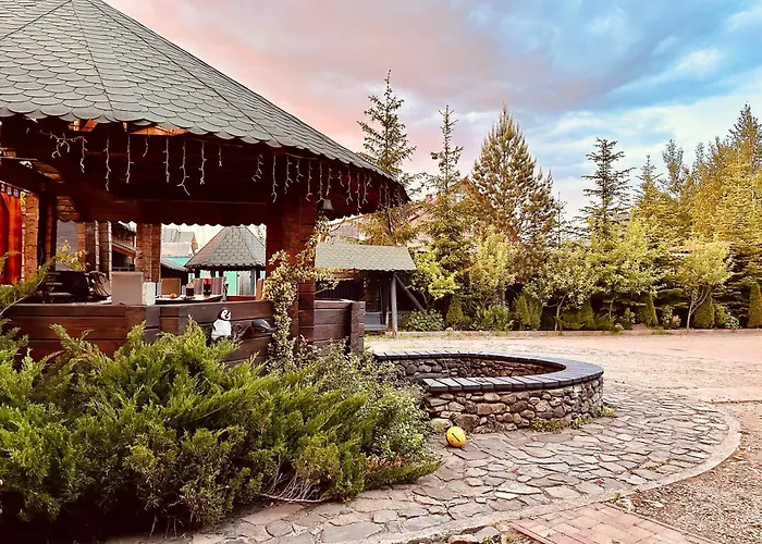 Forest House Gasthof *